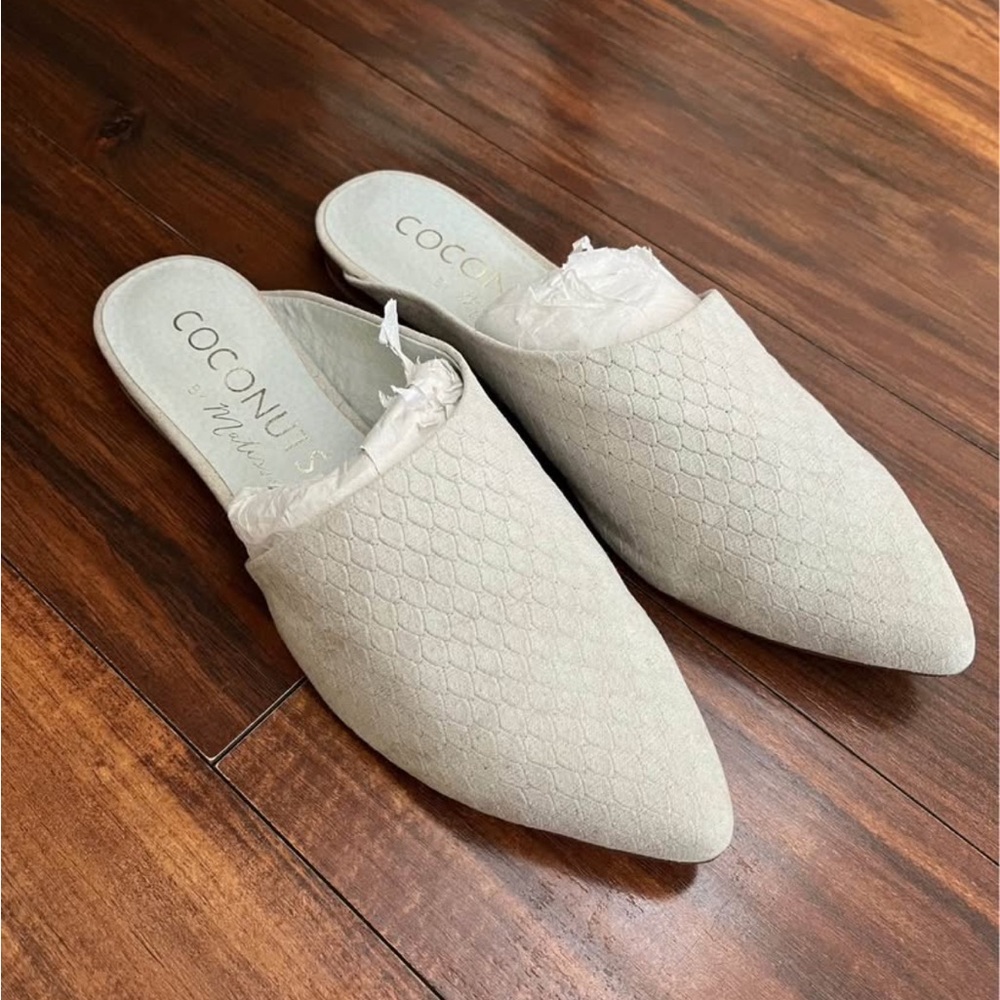 Coconuts by Matisse mule flats